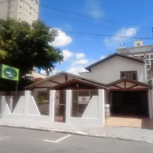 Pousada Casa Verde - Quartos Individuais - Smart Tv 32 - E Banheiro Privativo Quarto em Acomodações Particulares Itajaí